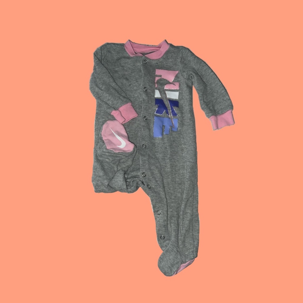 Nike onesie 6 months